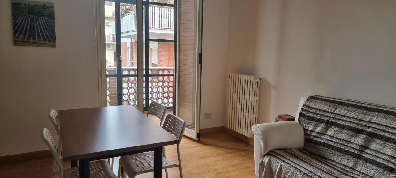 Casadei24 Daire Guidonia Dış mekan fotoğraf